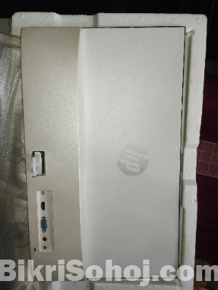 HP M22f 22